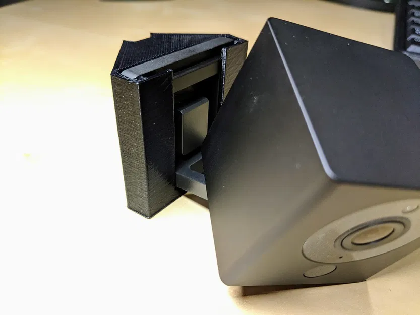 Giá đỡ góc cho Wyze Cam - Image 4