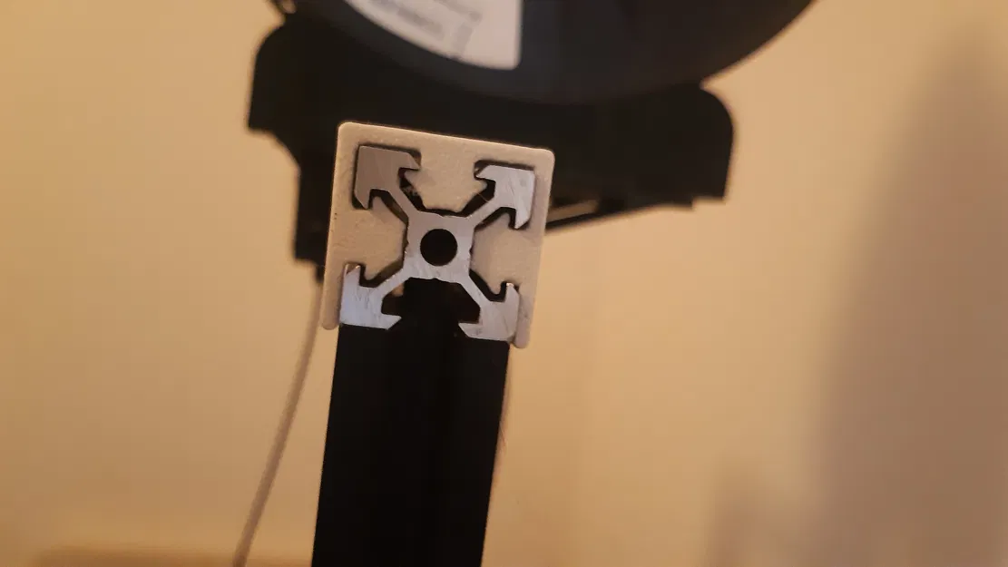 Kẹp Nhôm Định Hình 2020 - Image 1