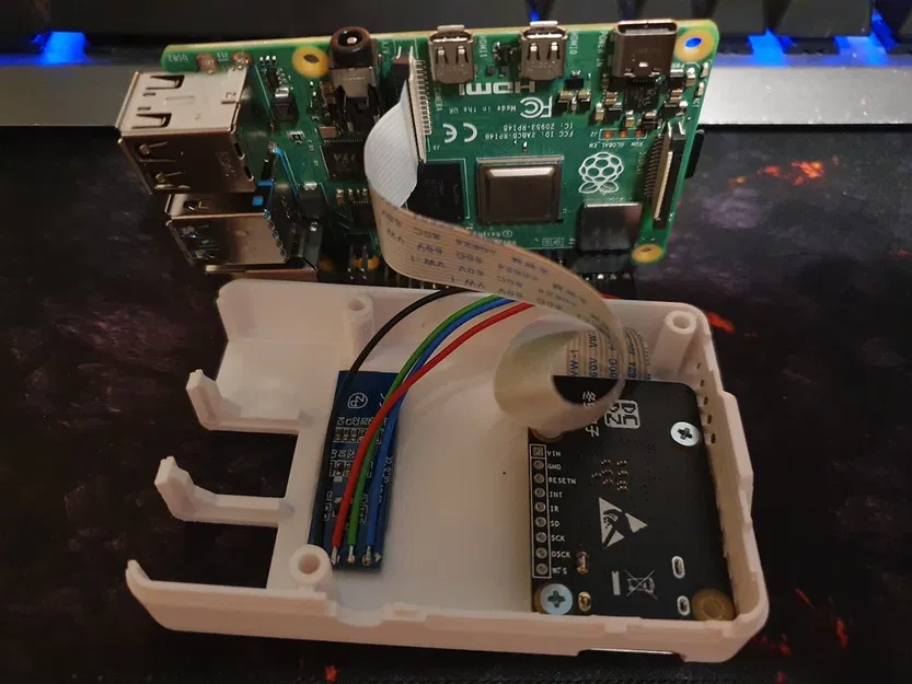 Vỏ PI-kvm v2 tùy chọn màn hình OLED và quạt 20mm - Image 2