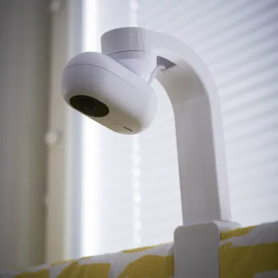 Giá đỡ camera UniFi G3 Instant cho nôi em bé