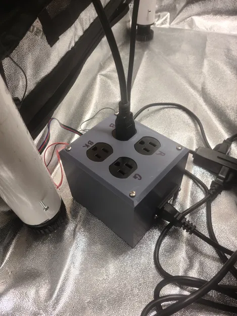 Hộp Điều Khiển Nguồn 4 Ổ Cắm - Image 2