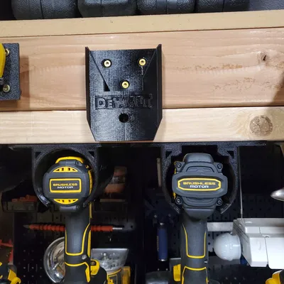 Giá treo tường cho Máy cưa kiếm DeWalt DCS334