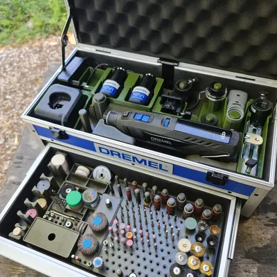 Hộp đựng Dremel - Dựa trên Gridfinity