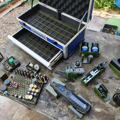 Hộp đựng Dremel - Dựa trên Gridfinity