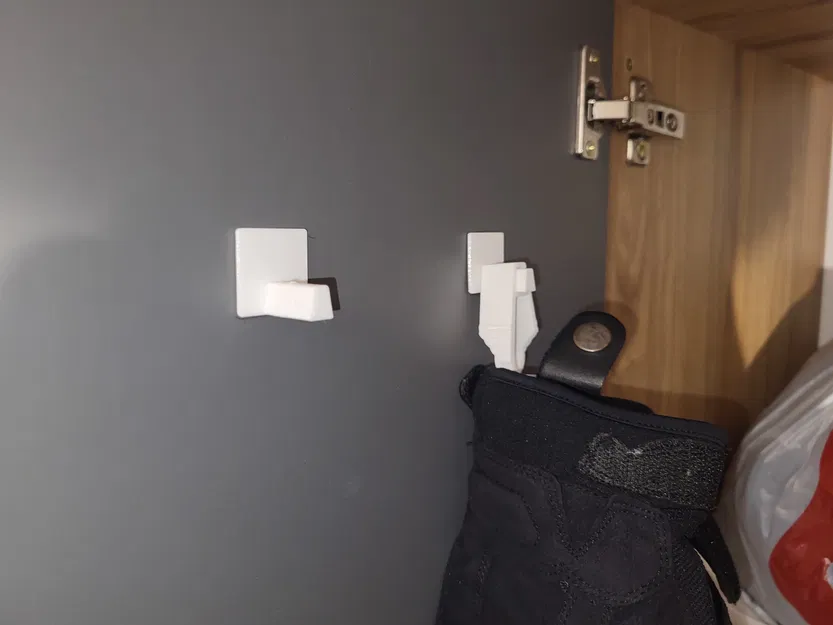 Kẹp & Móc Treo Tường - Image 2