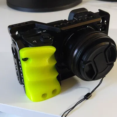 Smallrig Tay Cầm Ergonomic Cho Sony a6000/a6300/a6400