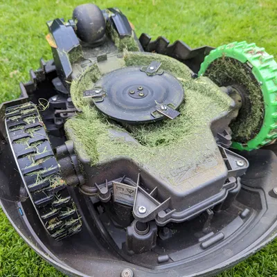 Bánh xe thay thế cho máy cắt cỏ robot Gardena R40Li