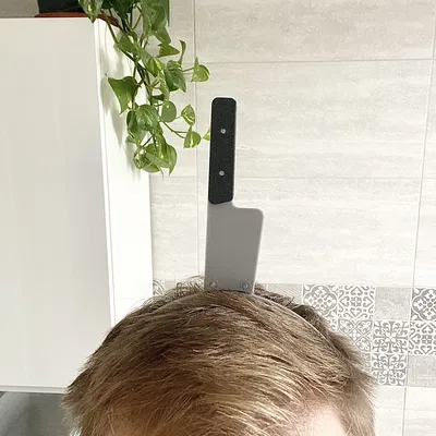 Trang Phục Dao Găm Cắm Đầu