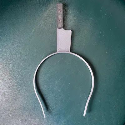 Trang Phục Dao Găm Cắm Đầu