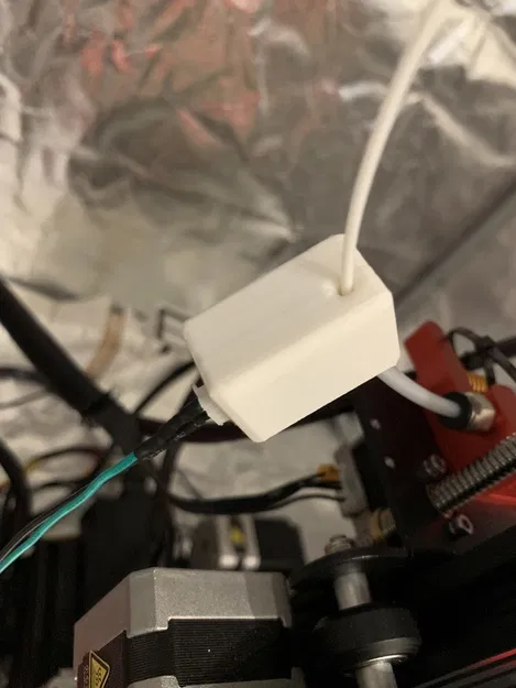 Tái sử dụng công tắc Z Endstop của Voxelab Aquila làm Cảm biến Sợi nhựa - Image 1