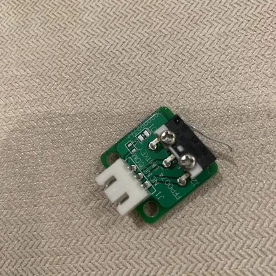 Tái sử dụng công tắc Z Endstop của Voxelab Aquila làm Cảm biến Sợi nhựa