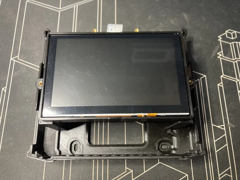 Vỏ hộp Victron Lynx - Rpi + Màn hình cảm ứng 5" - Image 4