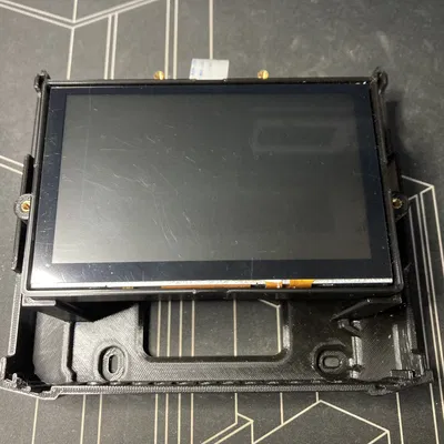 Vỏ hộp Victron Lynx - Rpi + Màn hình cảm ứng 5"