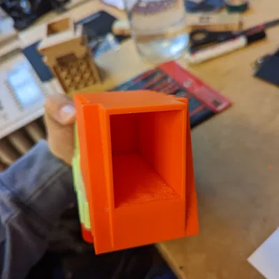 Xe tải rác Đức - Müllauto (Có lỗ nhét đồ)