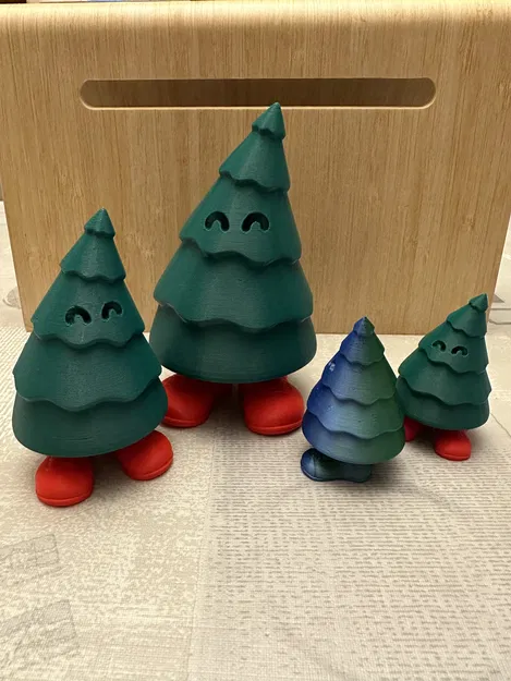 Cây thông Noel dễ thương có giày - Image 1