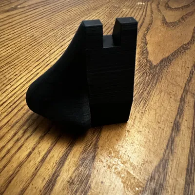 Giá đỡ kính hình mũi