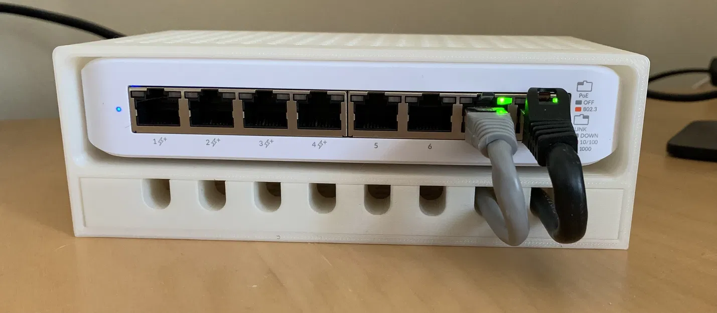 Giá đỡ để bàn cho UniFi Switch Lite 8 POE - Image 2