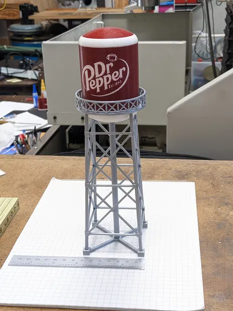 Tháp Nước HO Scale Dr Pepper - Image 1