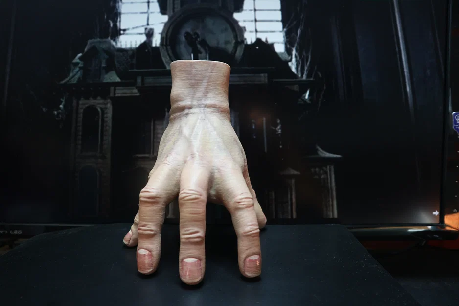 Mô hình "Thing" Gia đình Addams - Image 1