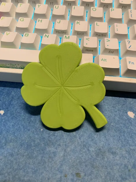 Ghim Cài Áo Hình Cỏ Bốn Lá - Image 1