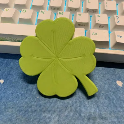 Ghim Cài Áo Hình Cỏ Bốn Lá