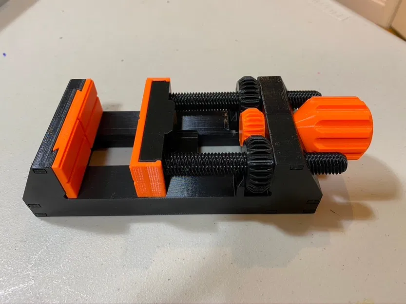 Mỏ cặp hoạt động nhanh - Image 1