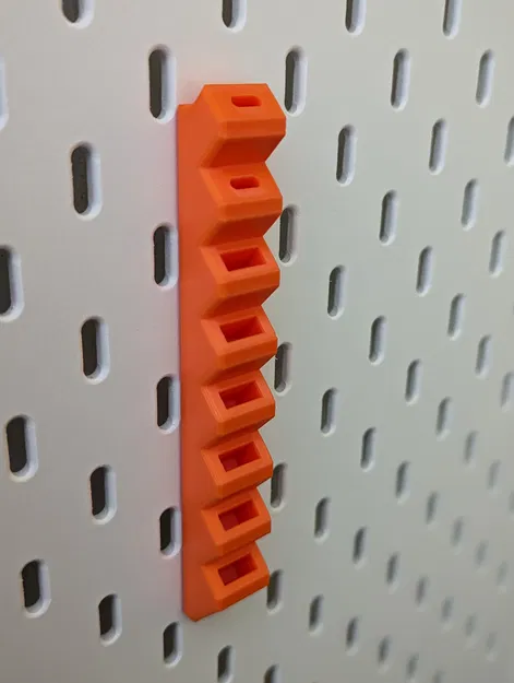 Giá đỡ USB dọc cho Skadis có USB-C - Image 1