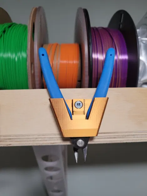 Giá Đỡ Kìm Cắt - Image 1