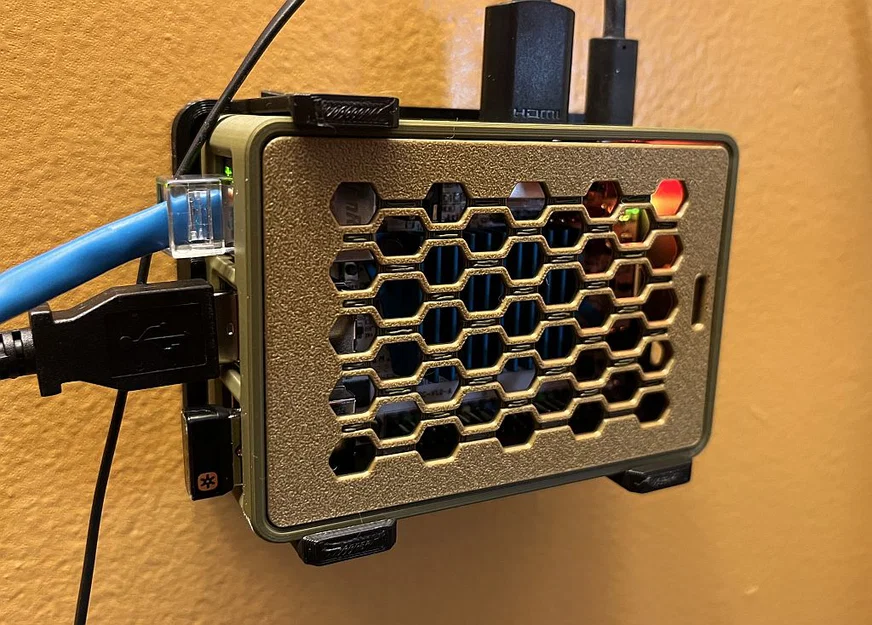 Giá treo tường cho Raspberry Pi 3/4 B+ và Hộp Le Potato - Image 2