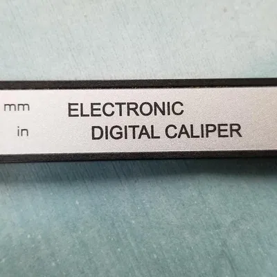 Hộp đựng thước cặp