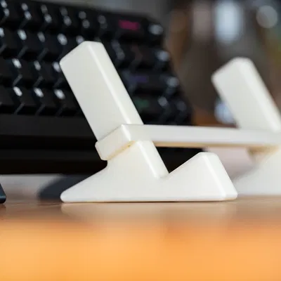 TrashiStand (Giá Đỡ Bàn Phím Cơ)