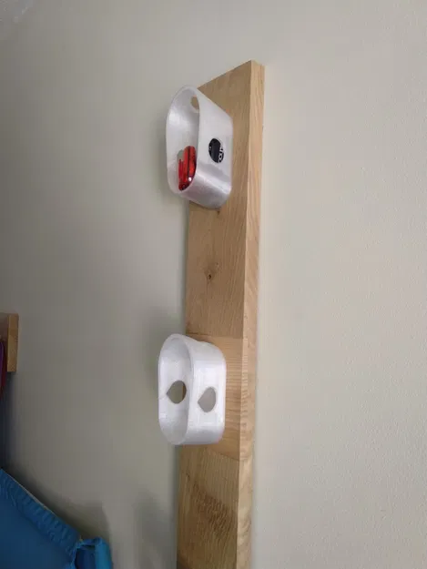 Giá đỡ treo tường mũ bảo hiểm xe đạp (có chỗ để đồ) - Image 3