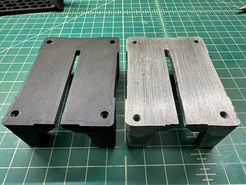 Tấm Chèn Bàn Máy Cưa Lọng - Image 1