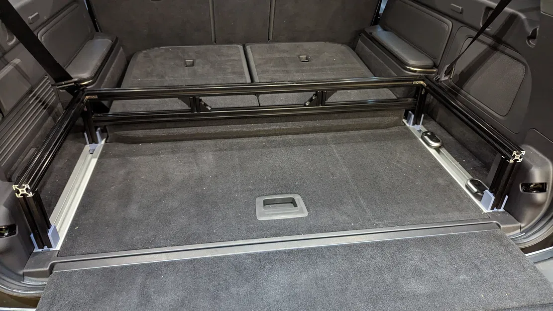 Bệ Ngủ Rivian R1S - Image 2