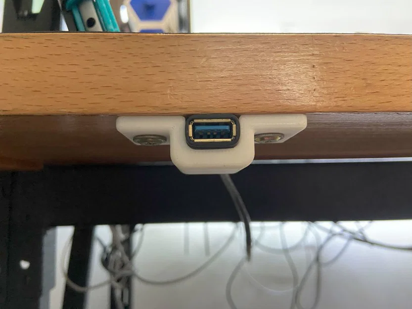 Giá đỡ cổng USB dưới bàn - Image 3