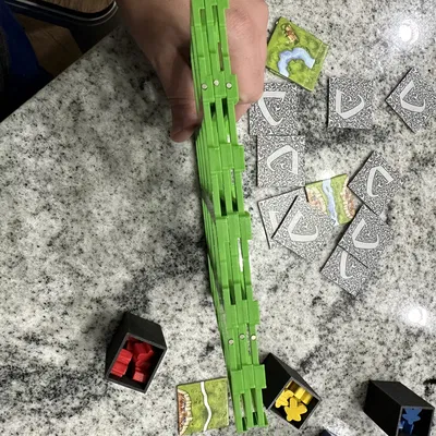 Tổ Chức Hộp và Lưới Nam Châm Carcassonne