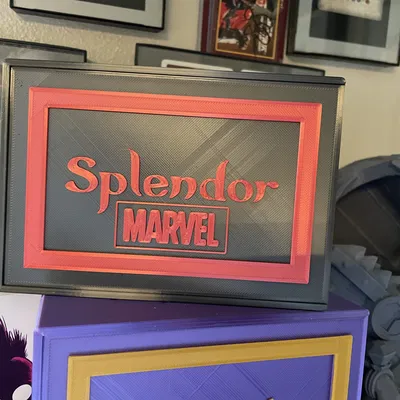 Hộp Splendor Marvel