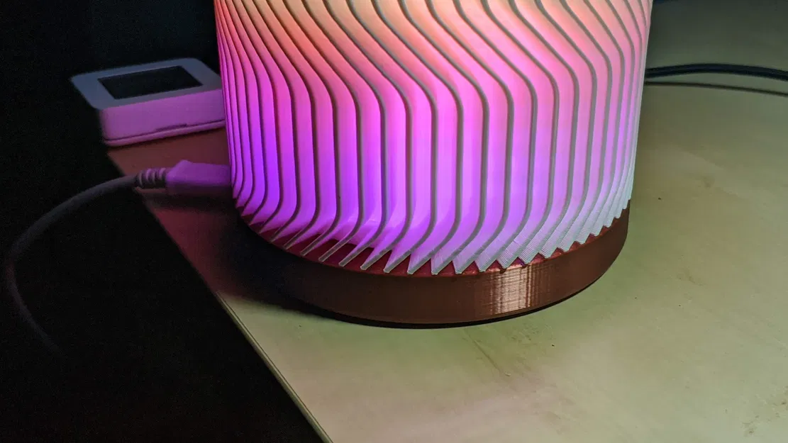 Neowave - Đèn LED RGB WiFi USB - Image 1