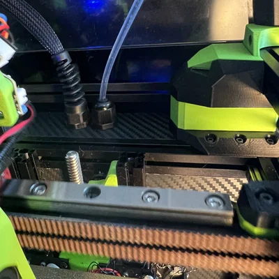 Bảng điều khiển động cơ Voron V0 với 2x Ngàm PG7