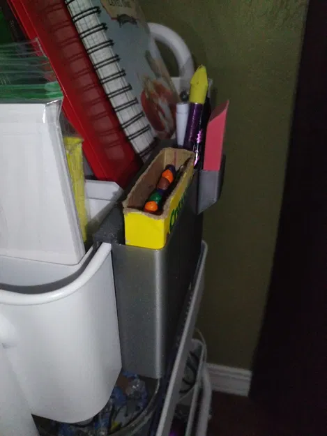 Hộp có móc treo cho Bút sáp, Bút chì & Tẩy - Image 2