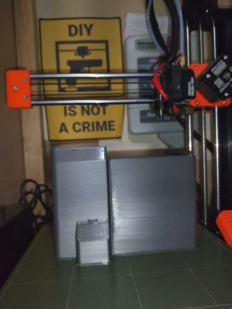 Hộp có móc treo cho Bút sáp, Bút chì & Tẩy - Image 3