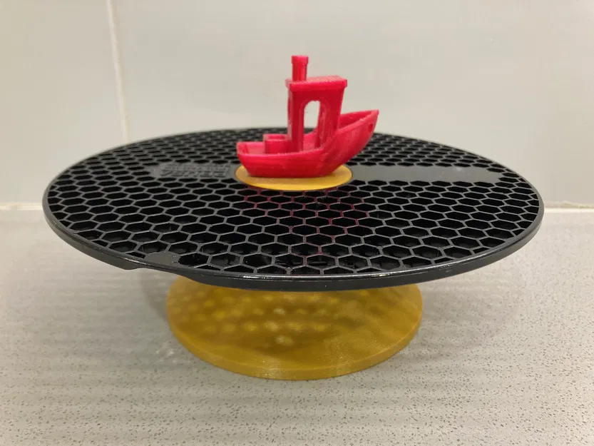 Bàn Xoay Cuộn Prusament - Image 1