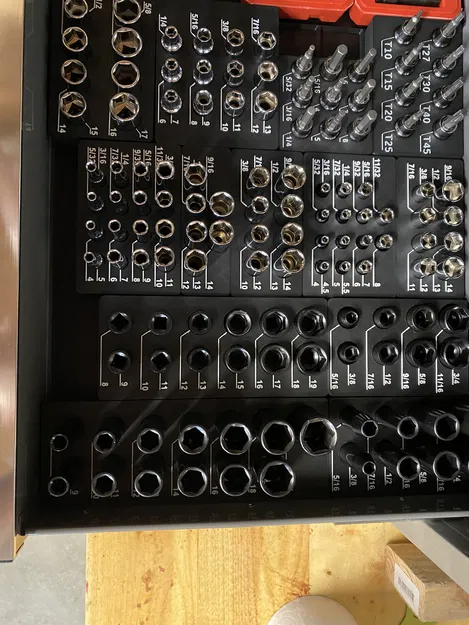 Bộ Tổ chức Ổ cắm có Nhãn Tham số cho In Đa màu - Image 1