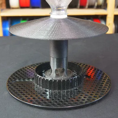 Phần Mái Che Cải Tiến Cho Máy Cho Chim Ăn Từ Lõi Cuộn Prusament và Chai Nước Ngọt