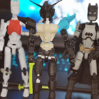 Dummy 13 mặc Mobile Suit Gundam