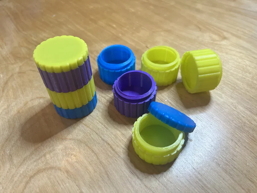 Hộp đựng thuốc du lịch có thể xếp chồng (đã có v2) - Image 1