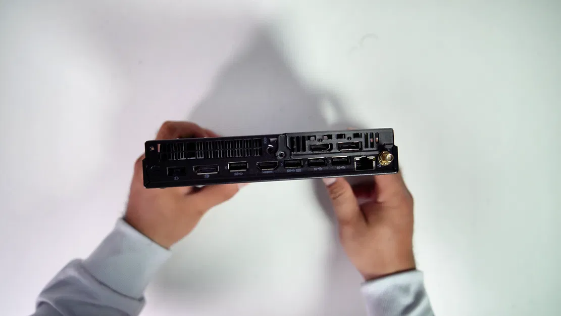 Tệp mô hình giá đỡ 3D tùy chỉnh cho XFX RX6400 trên Lenovo M90q - Image 2