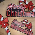 Biển "Frohe Weihnachten / Merry Christmas" 3 màu hình cây kẹo - Thumbnail 2
