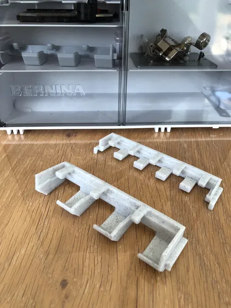 Chân Hộp Phụ kiện BERNINA - Image 2