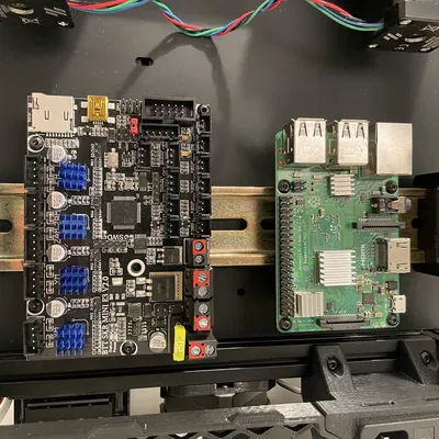 Hệ thống lắp bo mạch ray DIN cho Voron V0.1 V0.2